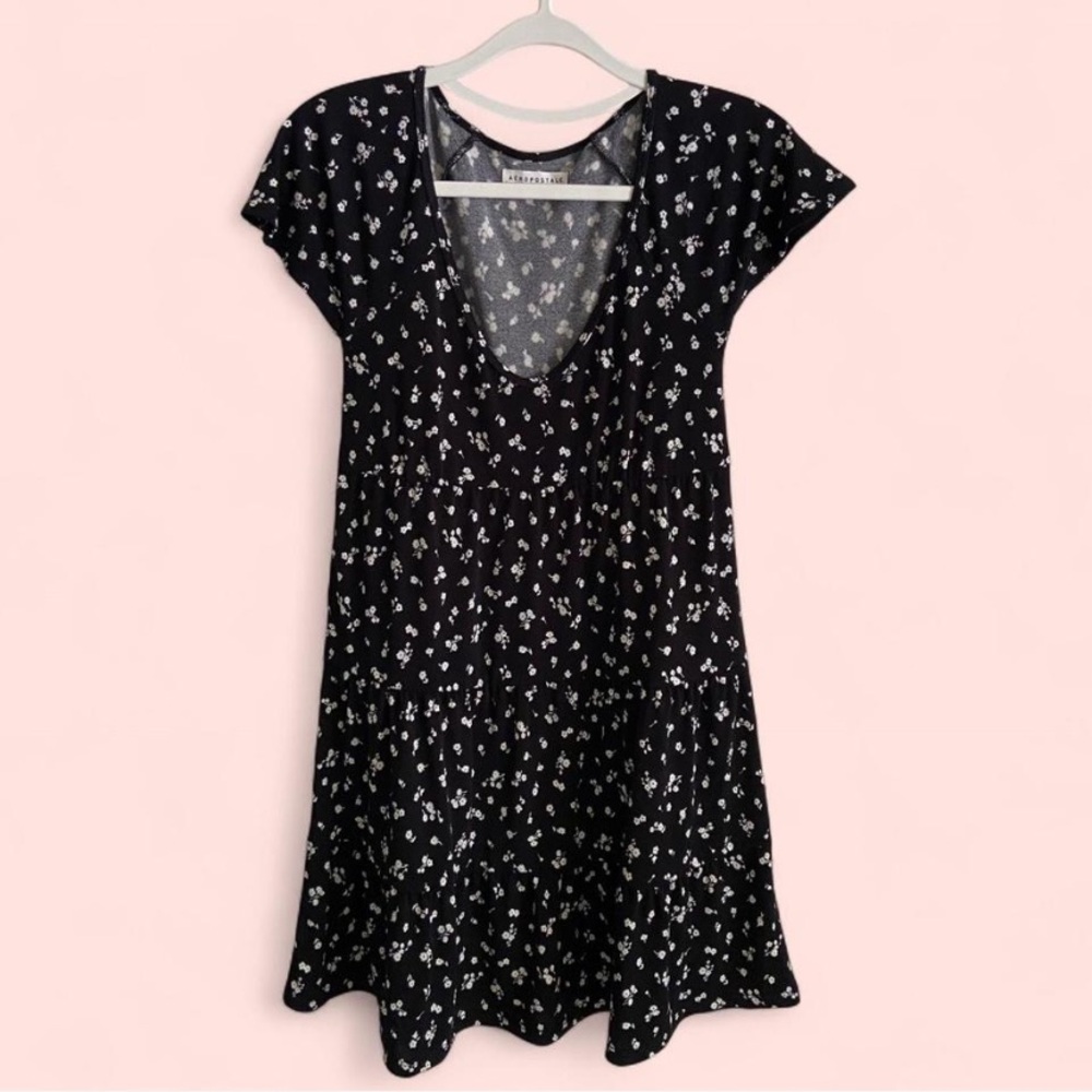 Aeropostale Black Floral Fit‎ And Flare Mini Dress Cinched Waist Women's Size XS